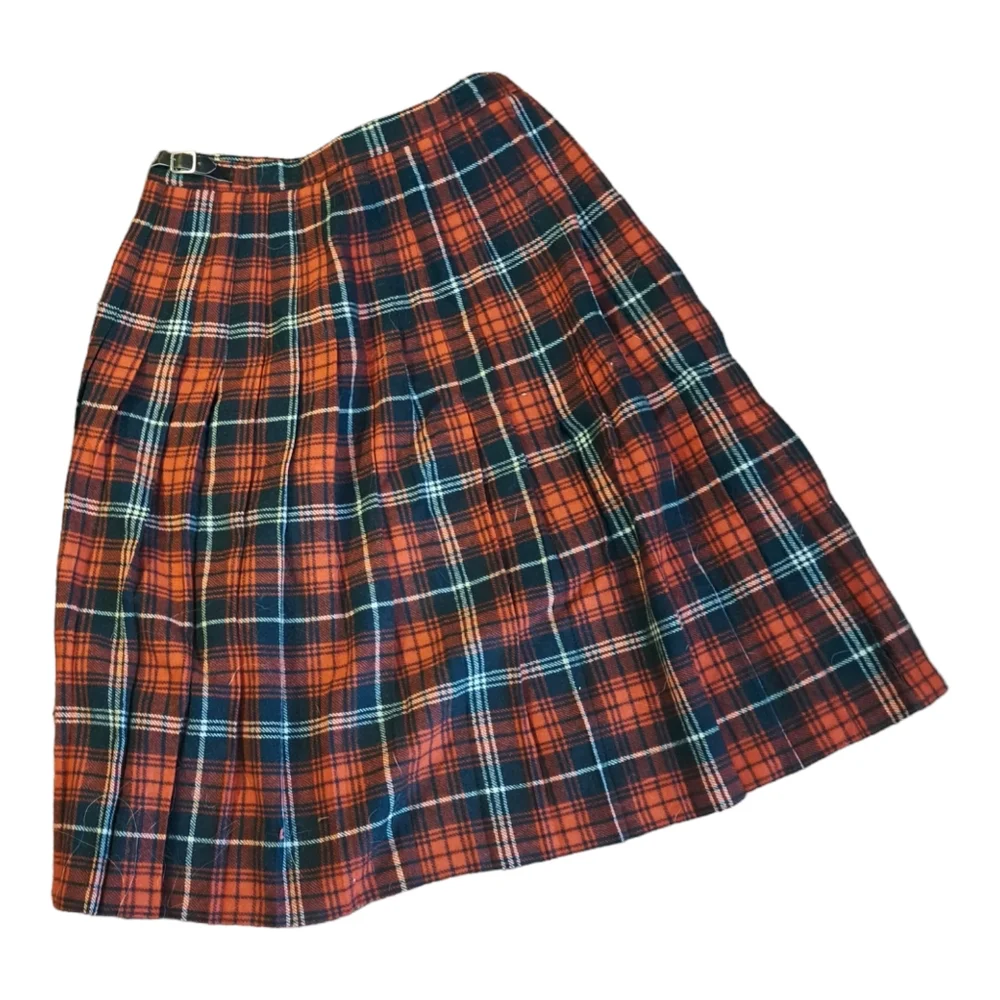 Vintage Wool Pleated Skirt - Picture 2 of 9